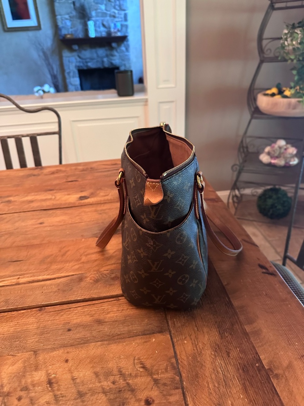 Louis Vuitton Totally PM monogram bag - Picture 5 of 6